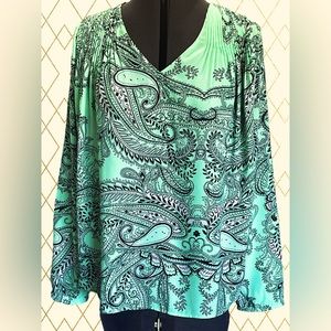 Banana Republic Green Paisley Blouse With Pin Tucks Size XS